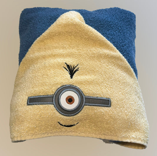 Minion One Eyed Beach Wear Hooded Towel